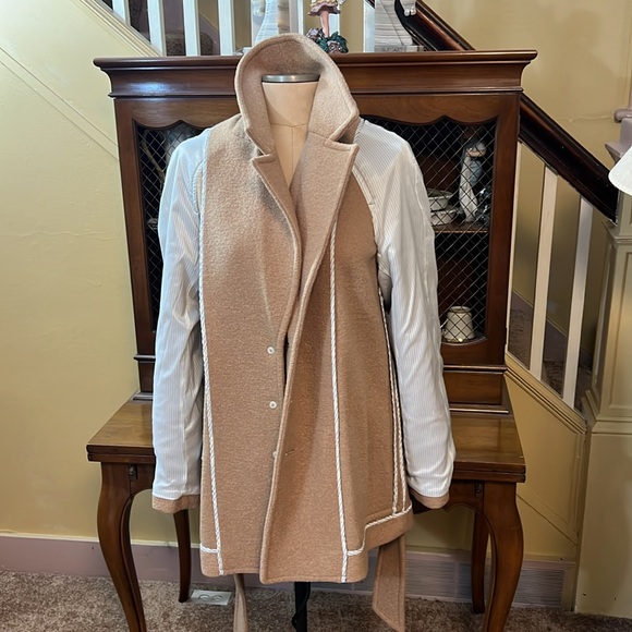Veronica Beard NWT 100% Wool Camel Bjorn Belted 3 Button Coat. Size XL. NWT - Picture 10 of 16